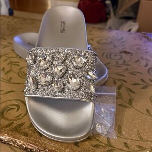 Michael Kors Silver Embellished Women's Slide Sandals. NWOT